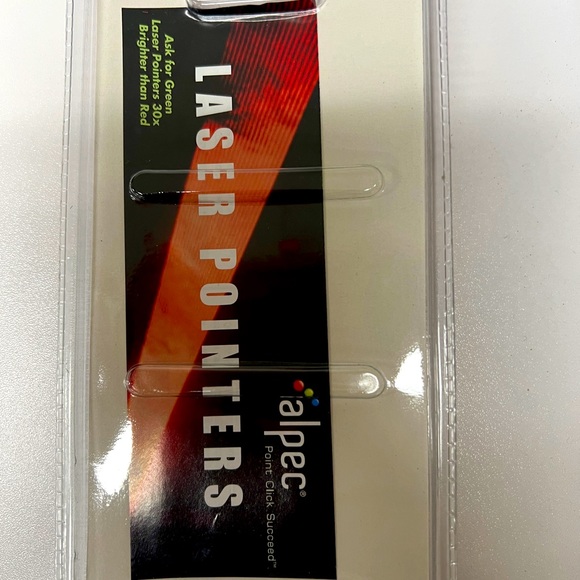 NEW Laser pointer with batteries, for business presentations… or your cat! - Picture 4 of 4